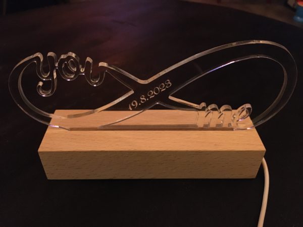 infinity naamlamp gepersonaliseerd met datum en of naam