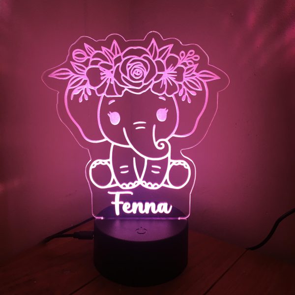Olifant 3d nachtlamp met bloemen roze