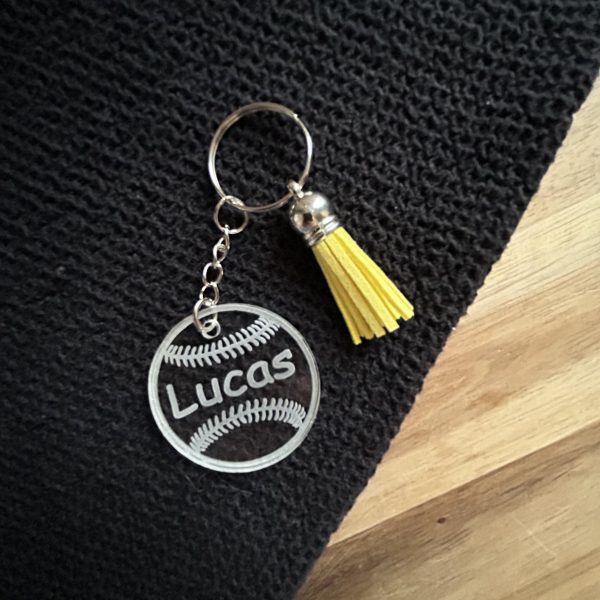 Sleutelhanger met naam honkbal gepersonaliseerd met naam